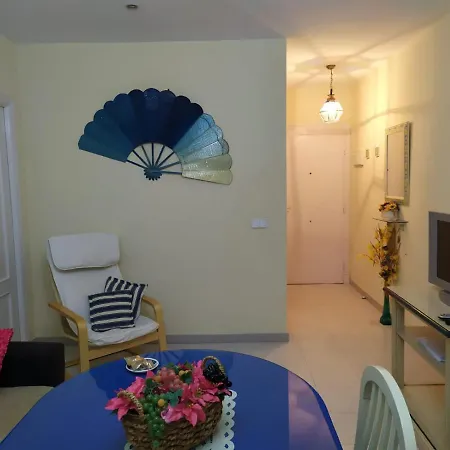Acogedor Apartamento A 100 M. De Pinares Y Playa *